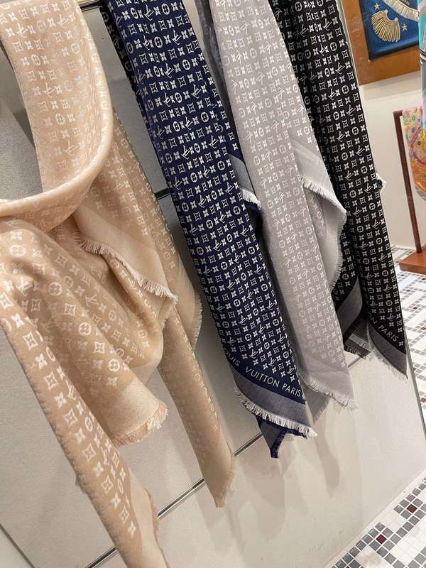 Louis Vuitton Scarf LVC00543 Louis Vuitton Scarf LVC00543